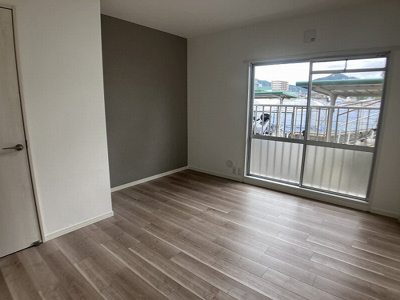 【洋室】 | 【リフォーム済】エメラルドマンション安古市