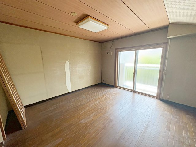 桃山町大島の洋室