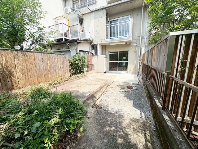 桃山町大島の庭