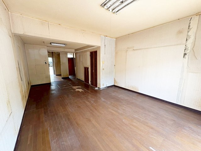 桃山町大島の居間・リビング