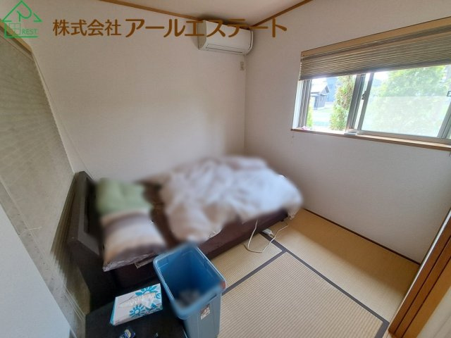 加古川市平岡町一色西１丁目　　中古戸建の和室