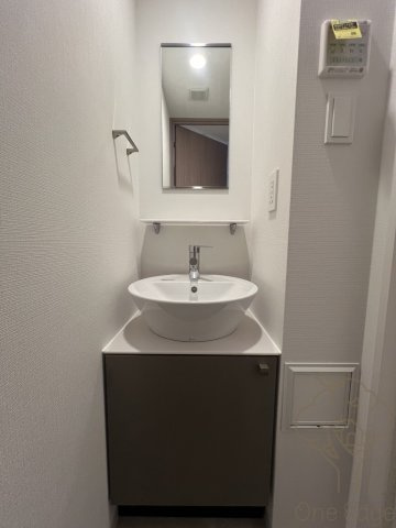 JMFレジデンス海老江の独立洗面台