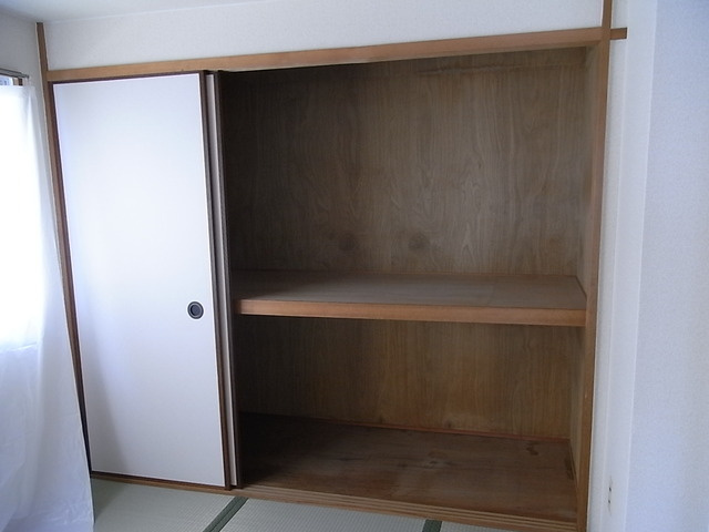 買出人センターマンションの収納