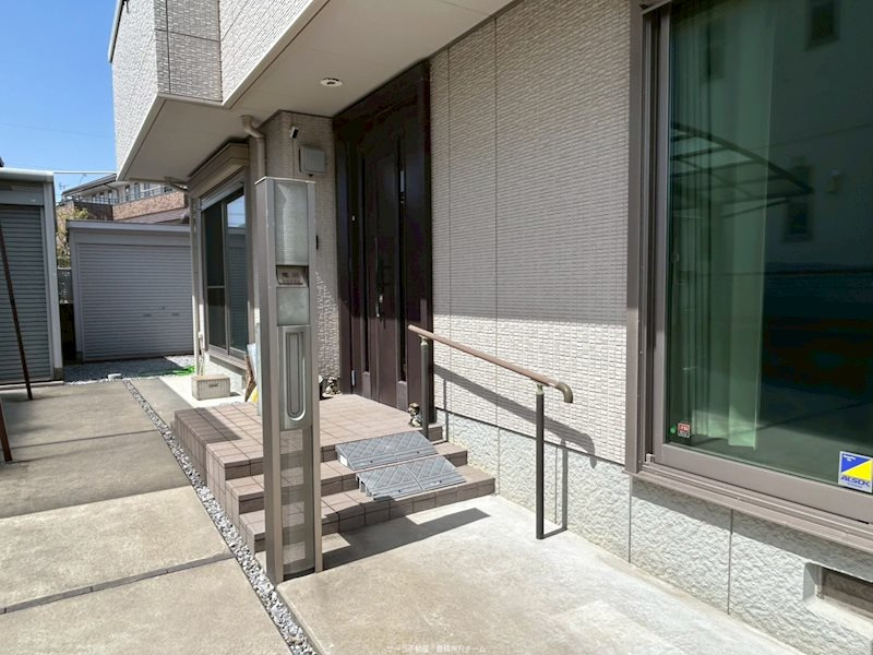 中古戸建　豊橋市牟呂坂津町の玄関|玄関ポーチ