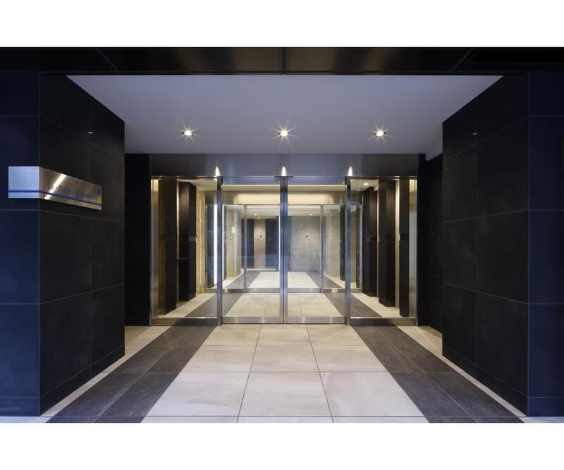 ラ・ピシーヌ南堀江のエントランス