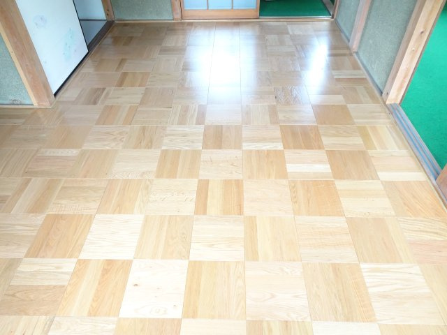 大垣市赤坂戸建の洋室