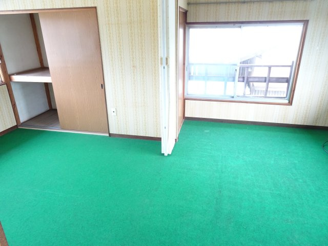 大垣市赤坂戸建の洋室