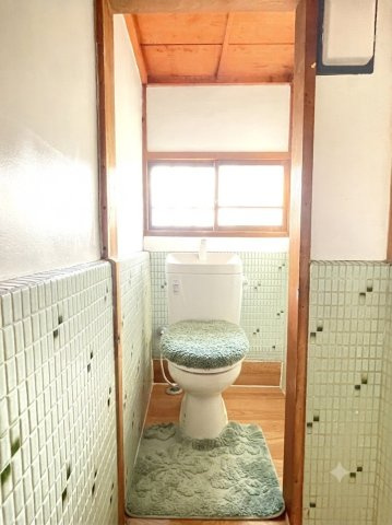 大垣市赤坂戸建のトイレ