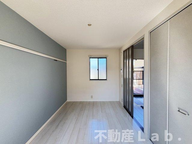 ディアス新町の居間・リビング