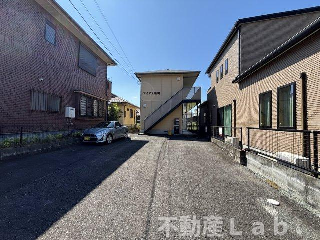 ディアス新町の駐車場