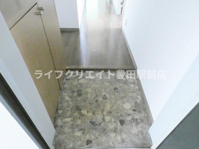 【玄関】 | シルクロードハイツ