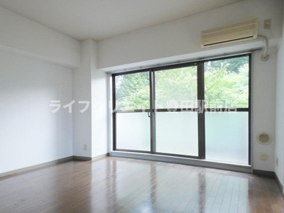 【居間・リビング】 | シルクロードハイツ