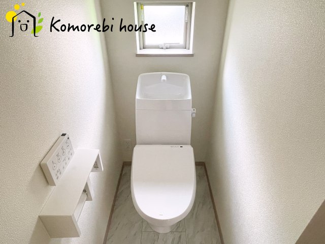 上尾市上尾下　4期　新築一戸建て　Cのトイレ|コンパクトで使いやすいトイレです