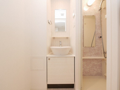 【独立洗面台】 | エスリード中之島ザ・コア | 独立洗面台あり、毎朝おしゃれに忙しい女性の方におすすめです