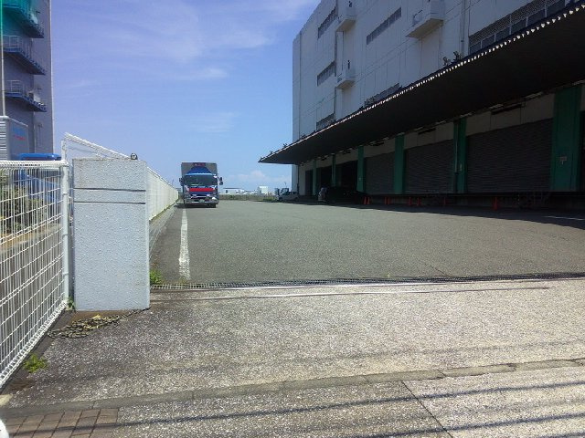 江東区東雲２丁目の倉庫の外観