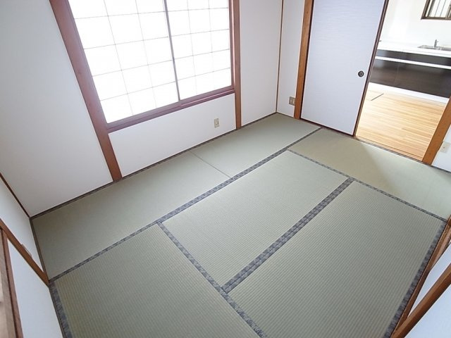 西山町4丁目貸家のその他|綺麗な室内はオススメです