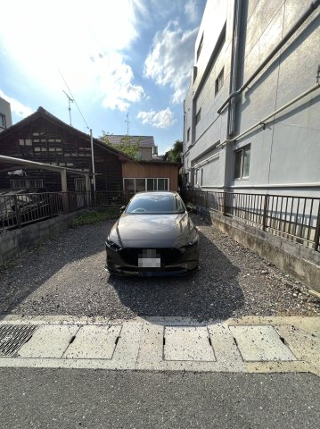 ６５６２１　岐阜市加納上本町土地