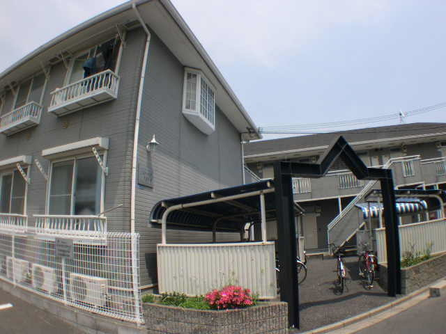 エステートピアナカタの外観