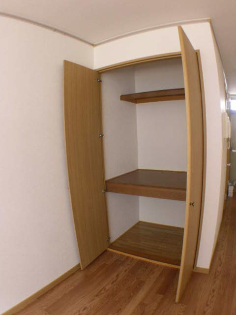 エステートピアナカタの収納