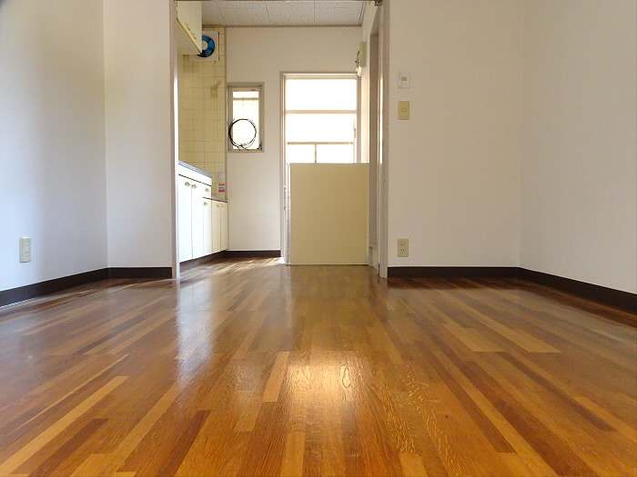 ハーレス高井戸の居間・リビング