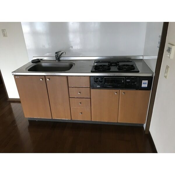 グリースシャトー桃山台のキッチン