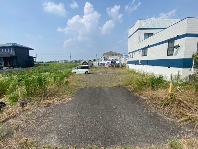 赤松町新屋敷貸店舗の外観