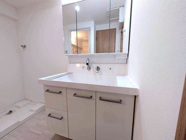 【独立洗面台】 | アメニティ徳力1