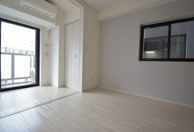 Fortuney江坂Ⅱの洋室