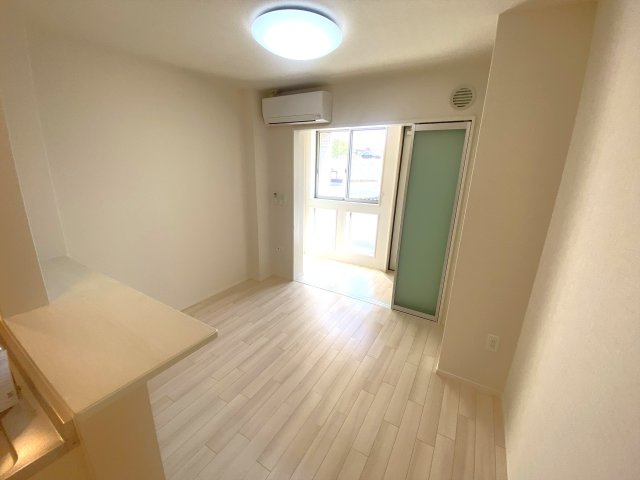 イーストヒルズＩの居間・リビング