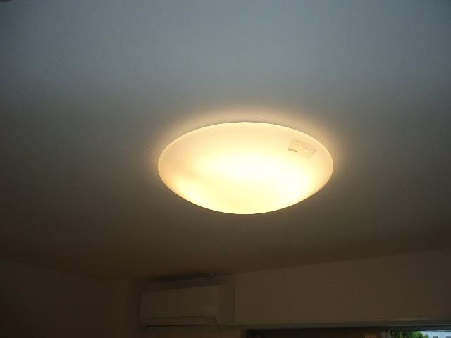 ラ・ジュネス　Ｓｅｎｒｉの設備|照明器具