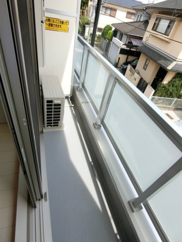 リブリ・岡町のバルコニー