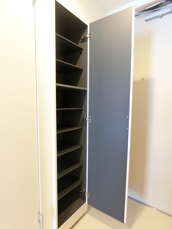 リブリ・岡町の収納