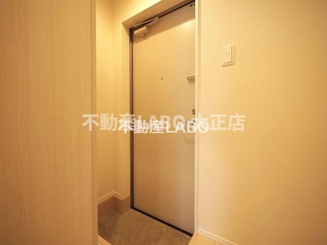 ハーモニーテラス市岡の玄関