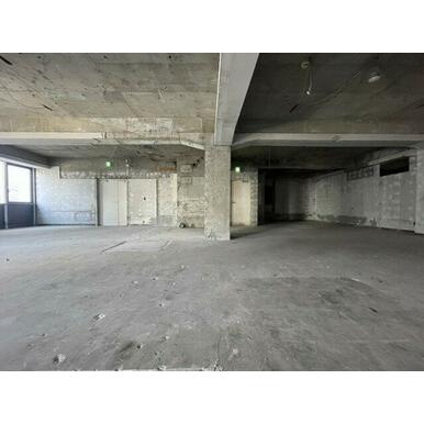 ＡＯＤＥＮの内装