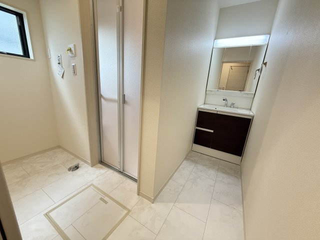 リーブルガーデン堺市南区槇塚台３丁の脱衣所