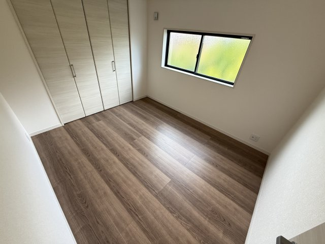 リーブルガーデン堺市南区槇塚台３丁の洋室