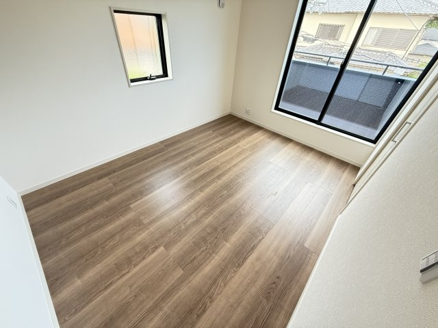 リーブルガーデン堺市南区槇塚台３丁の洋室