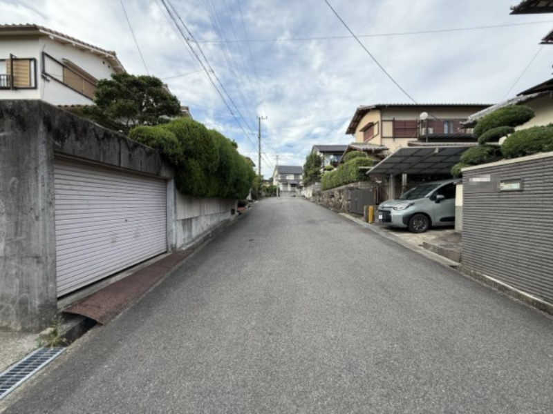 リーブルガーデン堺市南区槇塚台３丁の前面道路含む現地写真
