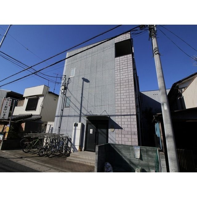 アンプルールフェールアミーⅡの外観