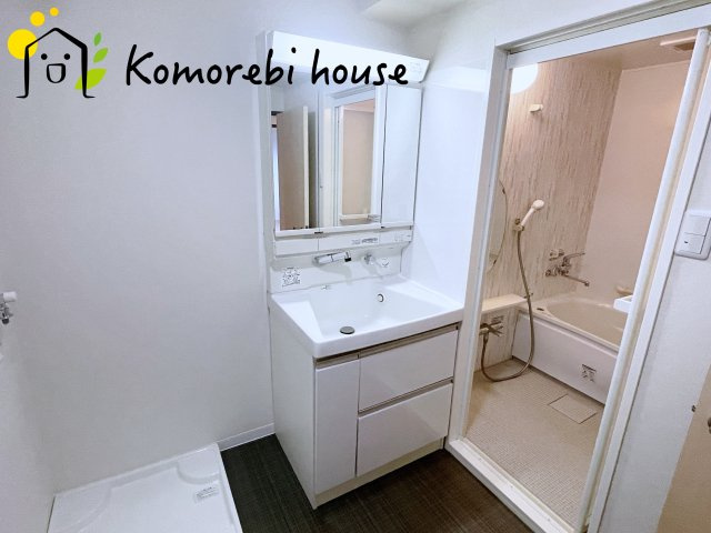 鴻巣人形町ハイムの独立洗面台|独立洗面化粧台付き