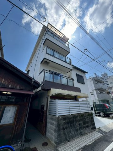 スプリングハイツ国香の外観