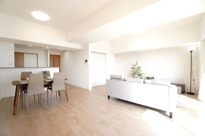 【居間・リビング】 | 【上質リノベ】アーバンビュー渚ガーデン・タワーヴィレッジ2番館 | 室内（2026年1月16日12：00頃）撮影
