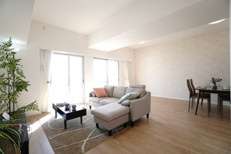 【居間・リビング】 | 【上質リノベ】アーバンビュー渚ガーデン・タワーヴィレッジ2番館 | 室内（2026年1月16日12：00頃）撮影
