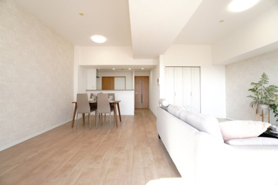 【居間・リビング】 | 【上質リノベ】アーバンビュー渚ガーデン・タワーヴィレッジ2番館 | 室内（2026年1月16日12：00頃）撮影
