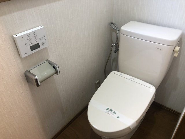 尾山台２丁目売家のトイレ
