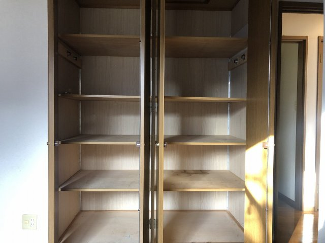尾山台２丁目売家の収納