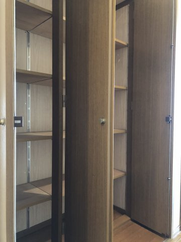 尾山台２丁目売家の収納