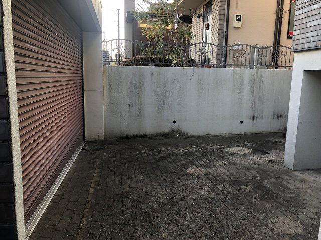 尾山台２丁目売家の駐車場