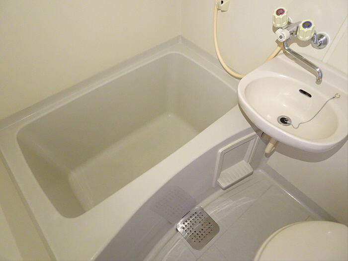 グリーンゲーブルズの浴室