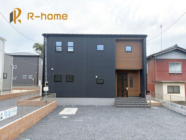 第1常総市向石下　新築戸建て　1号棟の外観|ご予約を頂ければ、『平日』はもちろん『早朝』や『夜間』もご見学可能です♪お気軽にお申し付けください♪